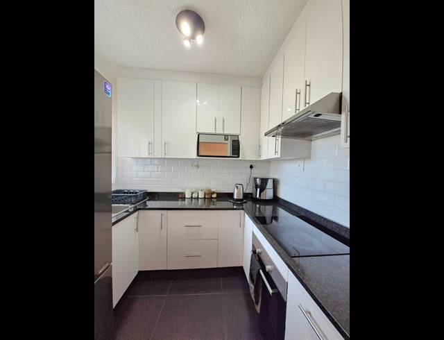 3 BEDROOM FLAT FOR SALE IN BLUFF